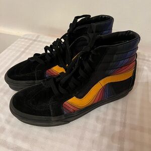 Vans Sk8-Hi Black/Multicolored Hi Top Skate Sneakers Size  Men's 7, Women’s 8.5